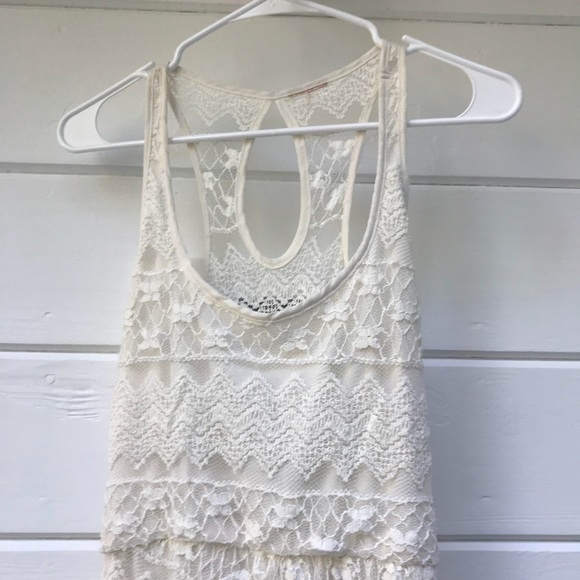 Beautiful Mid-length Light Cream Lace Dress - Picture 2 of 7